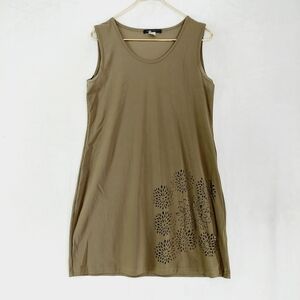 Elemente Clemente Olive Green Crew Neck Floral Cut Out Pattern Midi Dress P6286